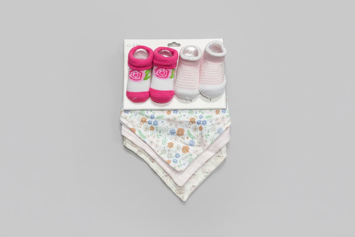 Set Medias + Babero